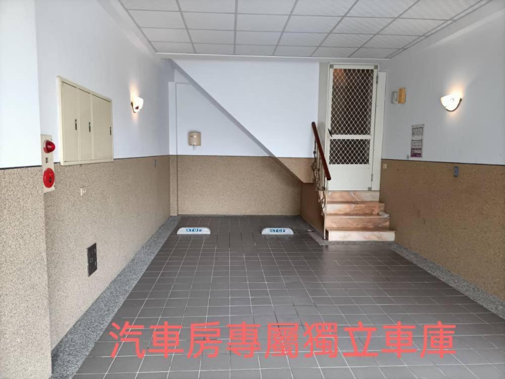 御花園商務旅舘虎尾舘-金花園汽車旅舘066 Motel Huwei Exterior photo